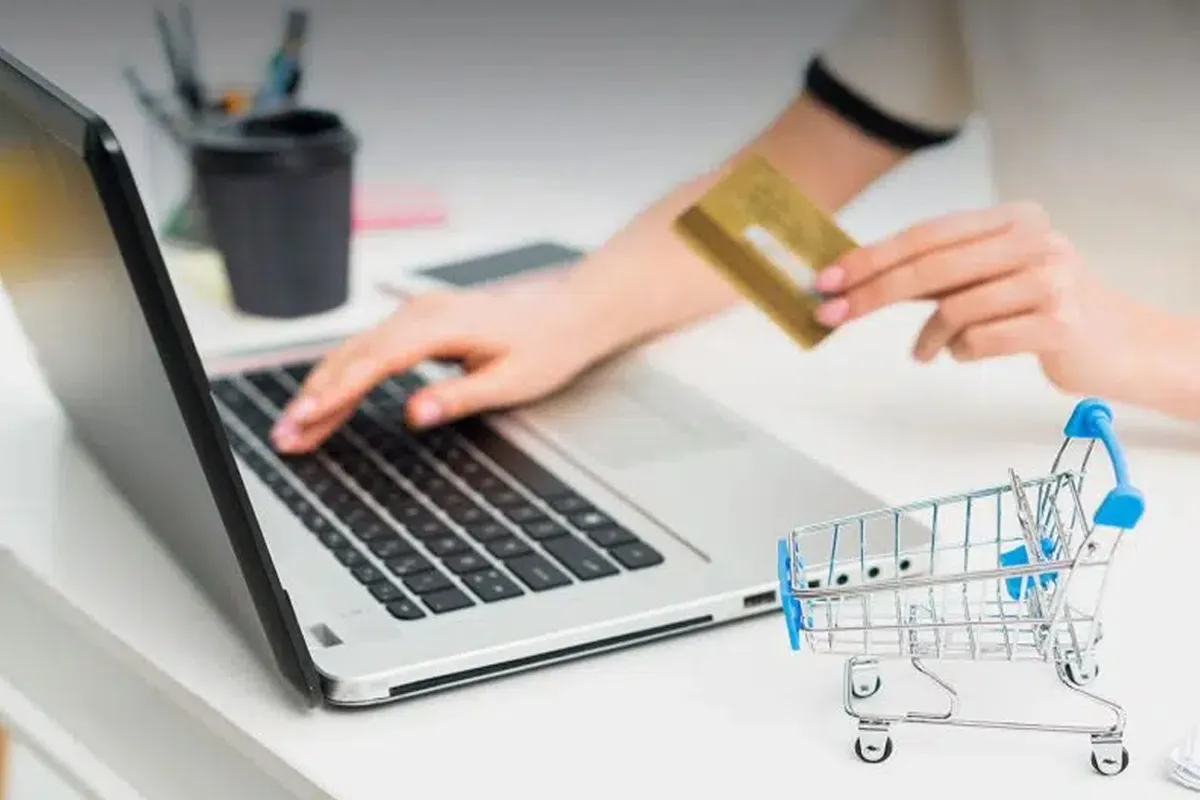 افزایش رضایت کاربران و بهبود تجربه خرید